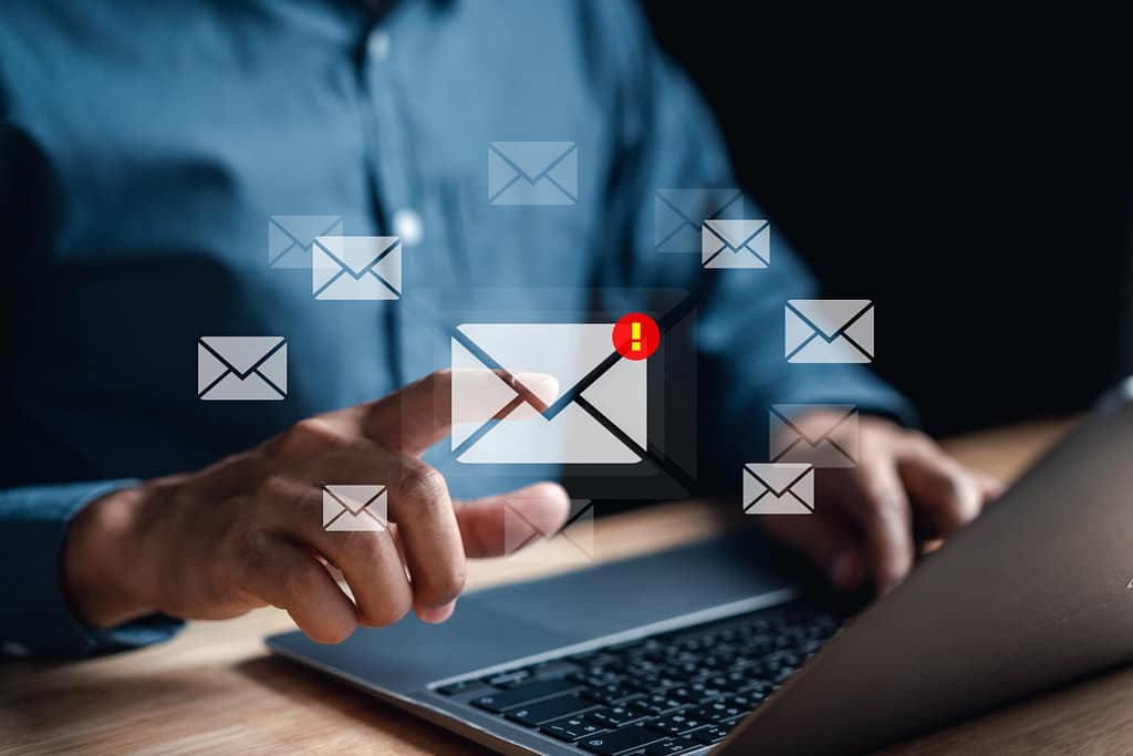 Insights 5 Board Meeting Software instead of Email